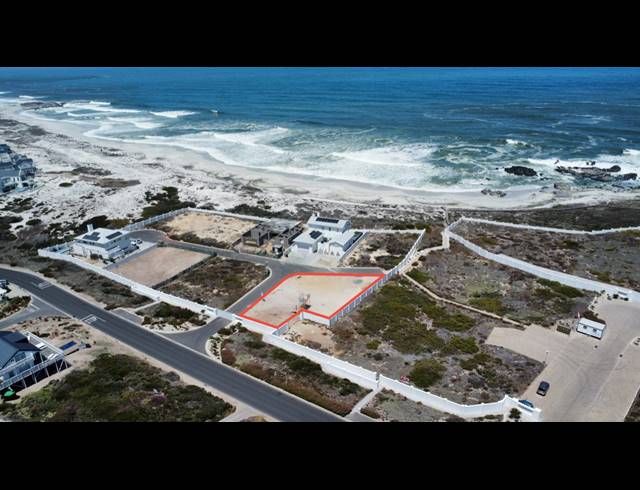 682M² VACANT LAND FOR SALE IN PEARL BAY